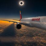 Güneş tutulması için özel uçuş. 10 bin metreden canlı yayınlandı